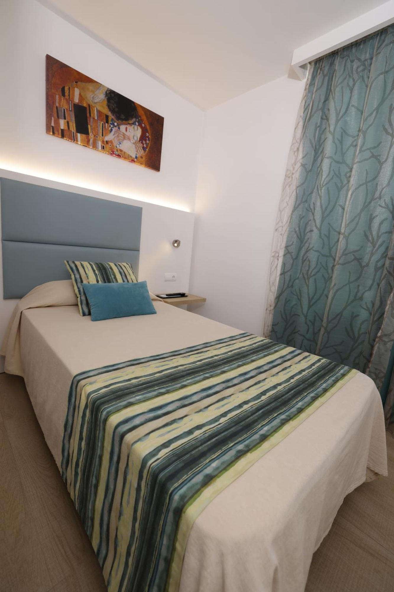 Marvell Club Hotel & Apartments サンアントニオアバド エクステリア 写真