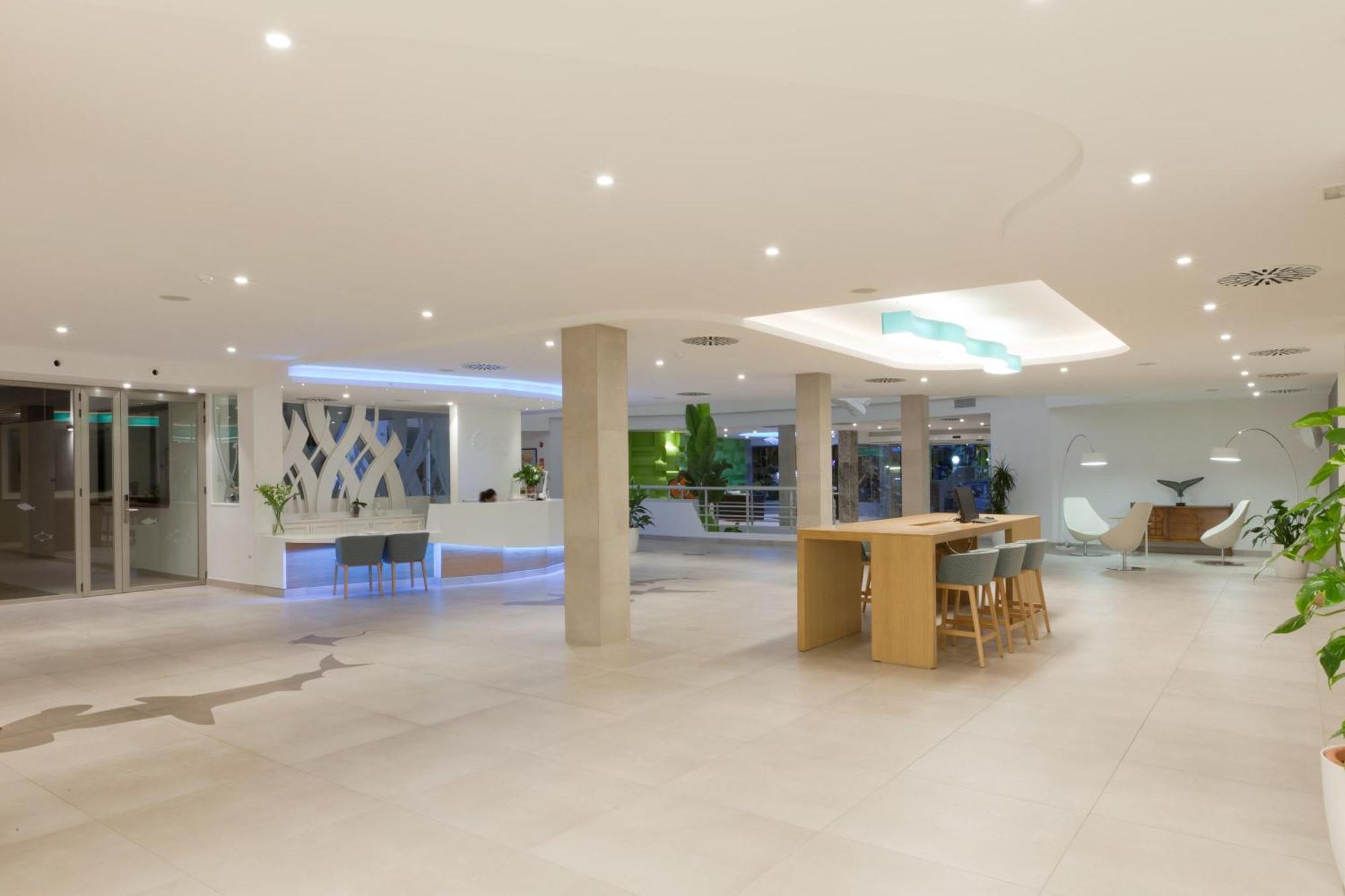 Marvell Club Hotel & Apartments サンアントニオアバド エクステリア 写真