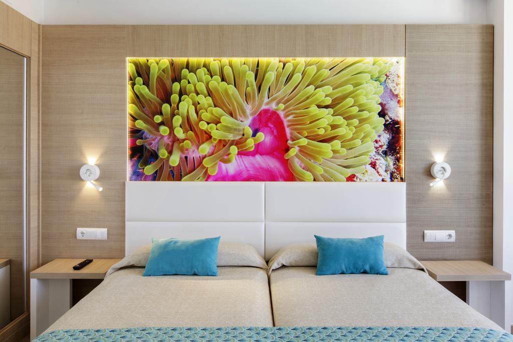 Marvell Club Hotel & Apartments サンアントニオアバド エクステリア 写真