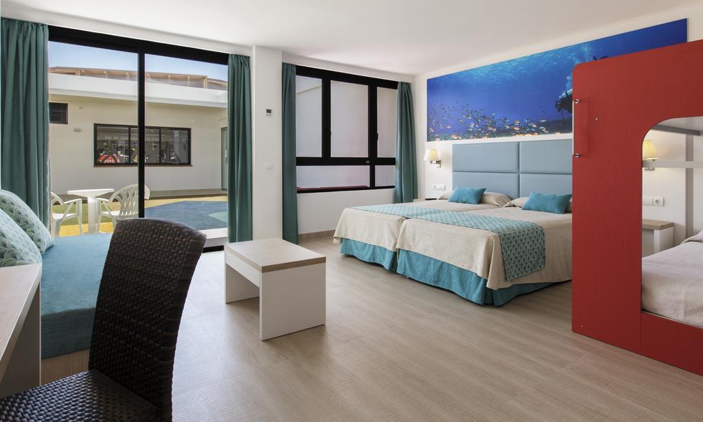 Marvell Club Hotel & Apartments サンアントニオアバド エクステリア 写真