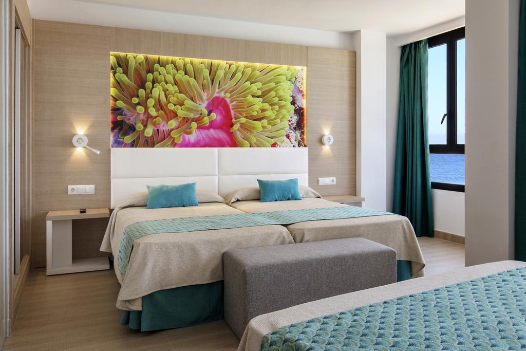 Marvell Club Hotel & Apartments サンアントニオアバド エクステリア 写真